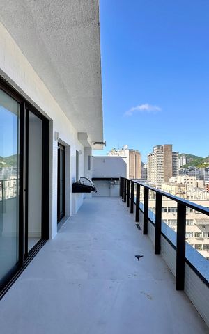 Apartamento à venda com 159m², 4 quartos e 1 vaga Apartamento à venda com 159m², 4 quartos e 1 vagaVaranda