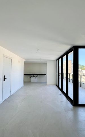 Apartamento à venda com 159m², 4 quartos e 1 vaga Apartamento à venda com 159m², 4 quartos e 1 vagaSala