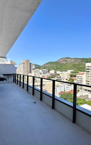Apartamento à venda com 159m², 4 quartos e 1 vaga Apartamento à venda com 159m², 4 quartos e 1 vagaVaranda