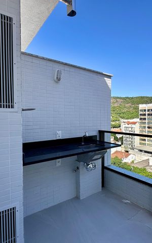 Apartamento à venda com 159m², 4 quartos e 1 vaga Apartamento à venda com 159m², 4 quartos e 1 vagaÁrea de Serviço