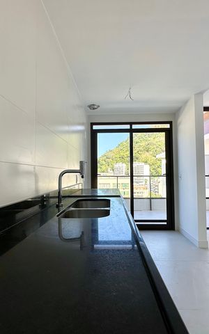 Apartamento à venda com 159m², 4 quartos e 1 vaga Apartamento à venda com 159m², 4 quartos e 1 vagaCozinha