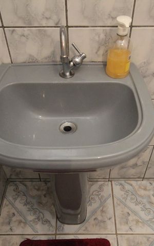 Casa à venda com 180m², 3 quartos e 2 vagasBanheiro Social