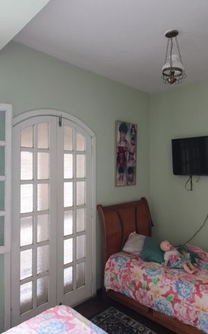 Casa à venda com 180m², 3 quartos e 2 vagasQuarto 1