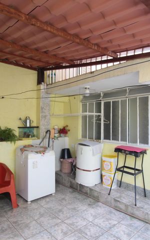 Casa à venda com 180m², 3 quartos e 2 vagasCasa 2 | Área de Serviço