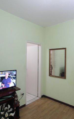 Casa à venda com 180m², 3 quartos e 2 vagasSala