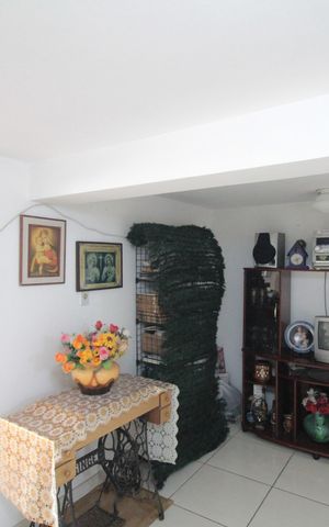 Casa à venda com 180m², 3 quartos e 2 vagasCasa 2 | Sala e Copa