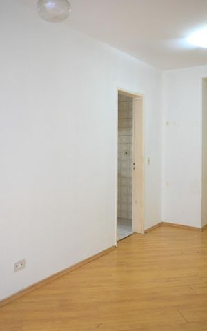 Apartamento à venda com 51m², 2 quartos e 1 vaga Apartamento à venda com 51m², 2 quartos e 1 vagaSala