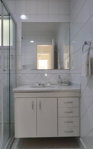 Apartamento para alugar com 183m², 4 quartos e 2 vagas Apartamento para alugar com 183m², 4 quartos e 2 vagasBanheiro Suíte 3