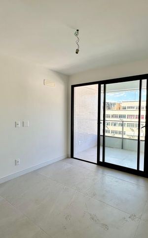 Apartamento à venda com 158m², 3 quartos e 1 vaga Apartamento à venda com 158m², 3 quartos e 1 vagaBanheiro Suíte 3
