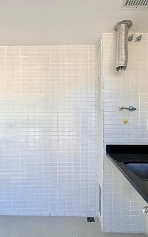 Apartamento à venda com 158m², 3 quartos e 1 vaga Apartamento à venda com 158m², 3 quartos e 1 vagaÁrea de Serviço