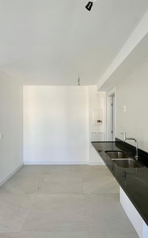 Apartamento à venda com 158m², 3 quartos e 1 vaga Apartamento à venda com 158m², 3 quartos e 1 vagaCozinha