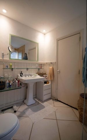 Casa para alugar com 250m², 6 quartos e 2 vagas Casa para alugar com 250m², 6 quartos e 2 vagasBanheiro da Suíte 2