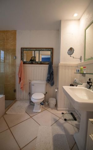 Casa para alugar com 250m², 6 quartos e 2 vagas Casa para alugar com 250m², 6 quartos e 2 vagasBanheiro da Suíte 2