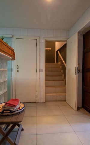 Casa para alugar com 250m², 6 quartos e 2 vagas Casa para alugar com 250m², 6 quartos e 2 vagasÁrea gourmet