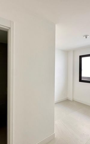 Apartamento à venda com 167m², 3 quartos e 1 vaga Apartamento à venda com 167m², 3 quartos e 1 vagaBanheiro da Suíte 1