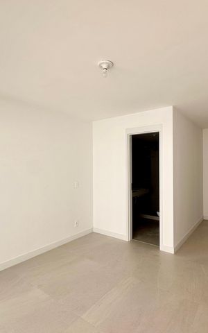 Apartamento à venda com 167m², 3 quartos e 1 vaga Apartamento à venda com 167m², 3 quartos e 1 vaga Suíte 2