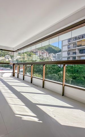 Apartamento à venda com 167m², 3 quartos e 1 vaga Apartamento à venda com 167m², 3 quartos e 1 vagaVaranda da Sala