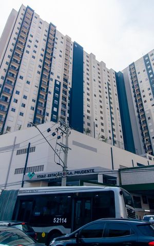 Apartamento para alugar com 41m², 2 quartos e 1 vaga Apartamento para alugar com 41m², 2 quartos e 1 vagaFachada
