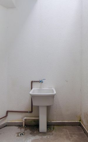 Studio para alugar com 38m², 1 quarto e sem vaga Studio para alugar com 38m², 1 quarto e sem vagaÁrea de Serviço