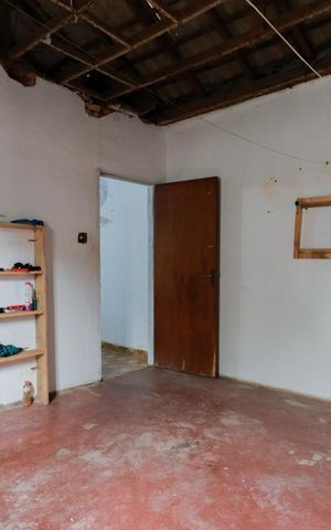 Casa à venda com 450m², 2 quartos e 2 vagas Casa à venda com 450m², 2 quartos e 2 vagasQuarto 1