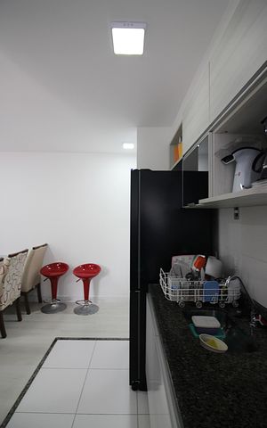Apartamento à venda com 48m², 2 quartos e 1 vagaCozinha e Área de Serviço