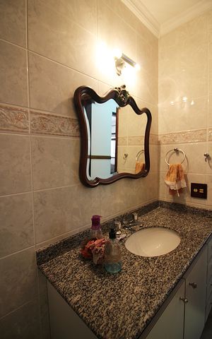 Apartamento à venda com 196m², 3 quartos e 2 vagasBanheiro Social