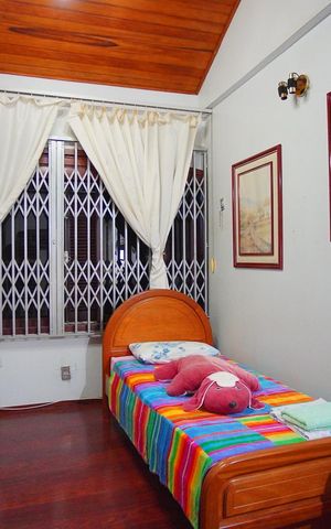 Casa à venda com 320m², 5 quartos e 6 vagasQuarto 1- Segundo Andar