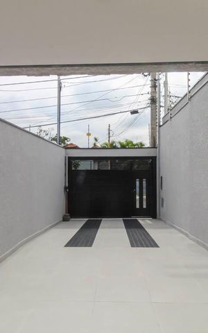 Casa à venda com 107m², 3 quartos e 2 vagasGaragem