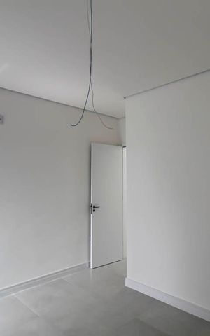 Casa à venda com 107m², 3 quartos e 2 vagasSuite