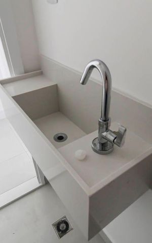 Casa à venda com 107m², 3 quartos e 2 vagas Casa à venda com 107m², 3 quartos e 2 vagasLavabo