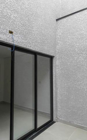 Casa à venda com 107m², 3 quartos e 2 vagas Casa à venda com 107m², 3 quartos e 2 vagasÁrea de Serviço