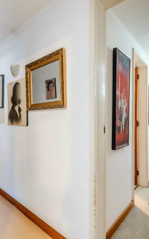 Apartamento à venda com 84m², 2 quartos e 1 vagaCorredor