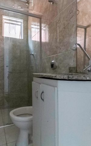 Casa à venda com 80m², 3 quartos e 3 vagas Casa à venda com 80m², 3 quartos e 3 vagasBanheiro social