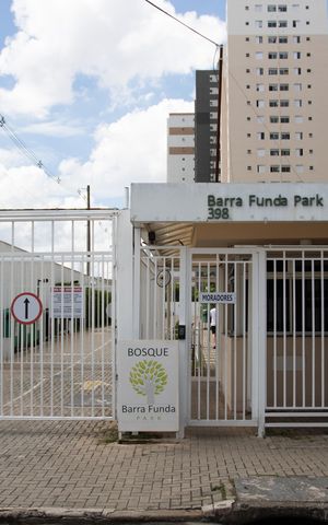 Apartamento para alugar com 43m², 2 quartos e sem vaga Apartamento para alugar com 43m², 2 quartos e sem vagaFachada