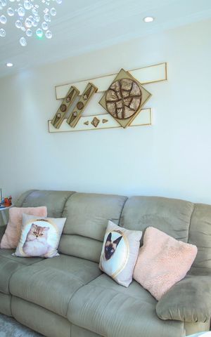Apartamento à venda com 78m², 3 quartos e 1 vaga Apartamento à venda com 78m², 3 quartos e 1 vagaSala