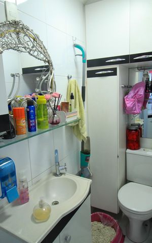 Apartamento à venda com 78m², 3 quartos e 1 vaga Apartamento à venda com 78m², 3 quartos e 1 vagaBanheiro