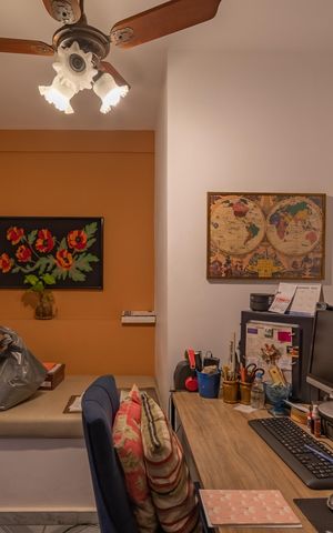 Casa à venda com 313m², 4 quartos e 2 vagas Casa à venda com 313m², 4 quartos e 2 vagasEscritório