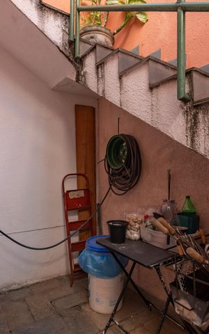 Casa à venda com 313m², 4 quartos e 2 vagas Casa à venda com 313m², 4 quartos e 2 vagasÁrea de Serviço