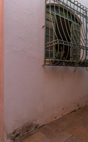 Casa à venda com 313m², 4 quartos e 2 vagas Casa à venda com 313m², 4 quartos e 2 vagasÁrea de Serviço
