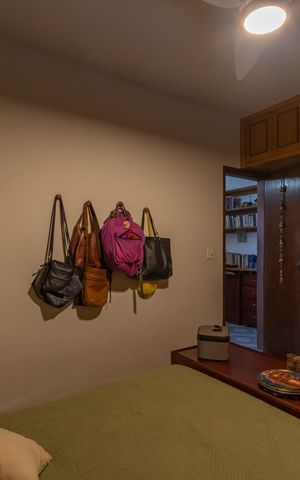 Casa à venda com 313m², 4 quartos e 2 vagas Casa à venda com 313m², 4 quartos e 2 vagasQuarto 2