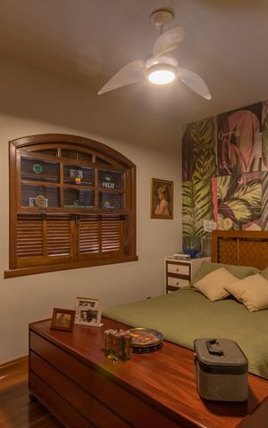 Casa à venda com 313m², 4 quartos e 2 vagas Casa à venda com 313m², 4 quartos e 2 vagasQuarto 2