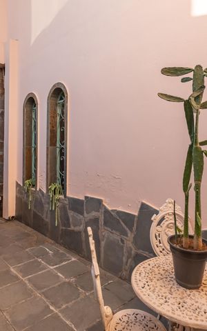 Casa à venda com 313m², 4 quartos e 2 vagas Casa à venda com 313m², 4 quartos e 2 vagasCorredor Lateral