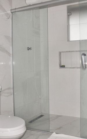Casa à venda com 280m², 3 quartos e 2 vagas Casa à venda com 280m², 3 quartos e 2 vagasDetalhe - Banheiro Social