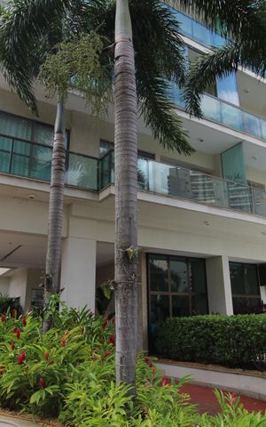Apartamento à venda com 127m², 2 quartos e 2 vagasFachada
