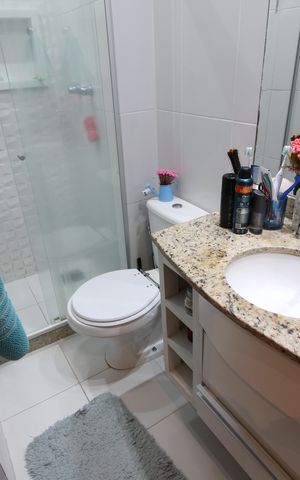Apartamento à venda com 127m², 2 quartos e 2 vagasQuarto 2 - Banheiro