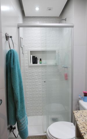 Apartamento à venda com 127m², 2 quartos e 2 vagasQuarto 2 - Banheiro