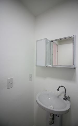 Apartamento para alugar com 42m², 2 quartos e 1 vagaBanheiro Social