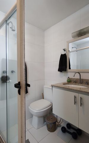 Apartamento à venda com 225m², 3 quartos e 2 vagasBanheiro da Suíte 1