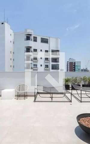 Studio à venda com 32m², 1 quarto e sem vaga Studio à venda com 32m², 1 quarto e sem vagaRoof Top
