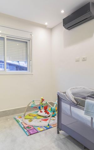 Casa de condomínio à venda com 180m², 3 quartos e 2 vagas Casa de condomínio à venda com 180m², 3 quartos e 2 vagasSuíte 1